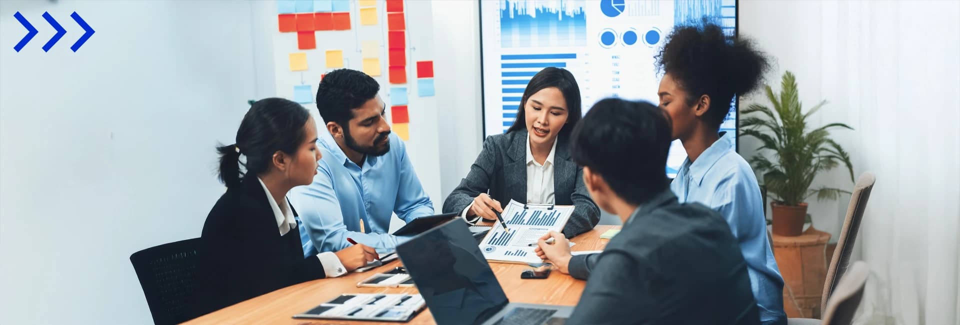 What do small businesses need to know about outsourcing finance and accounting in 2026?